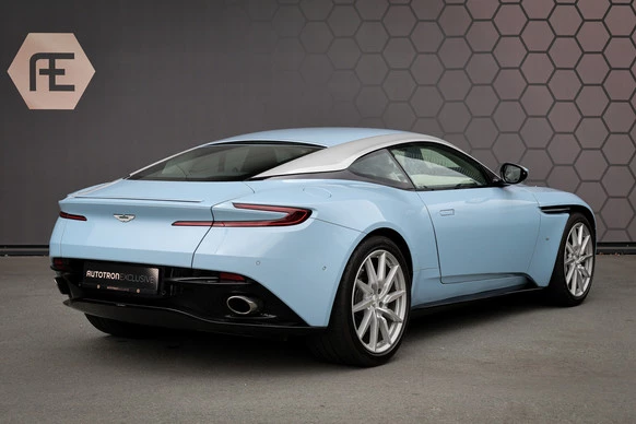 Aston Martin DB11 - Afbeelding 2 van 30