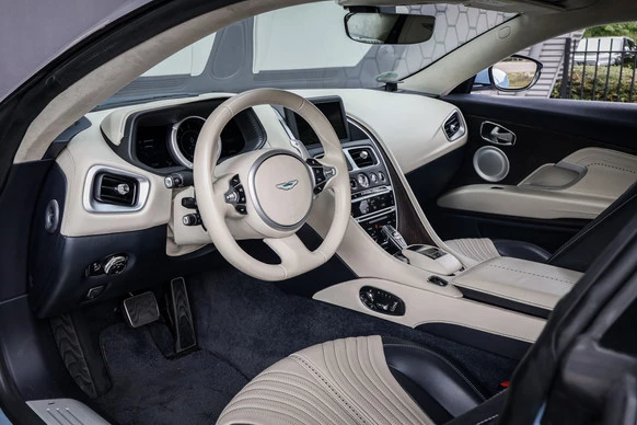 Aston Martin DB11 - Afbeelding 3 van 30
