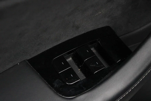 Tesla Model 3 - Afbeelding 22 van 22
