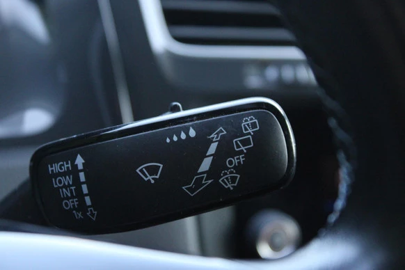 Volkswagen e-Golf - Afbeelding 21 van 27