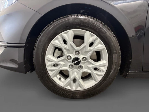 Kia Ceed - Afbeelding 8 van 28