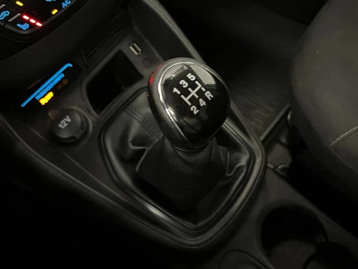 Ford Transit Courier - Afbeelding 17 van 19
