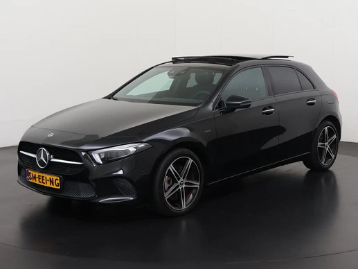 Mercedes-Benz A-Klasse - Afbeelding 1 van 30