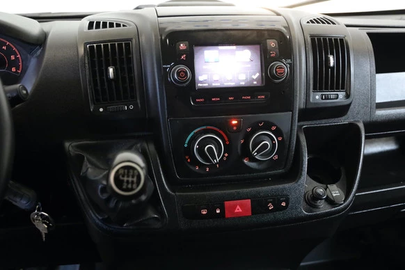 Peugeot Boxer - Afbeelding 12 van 13
