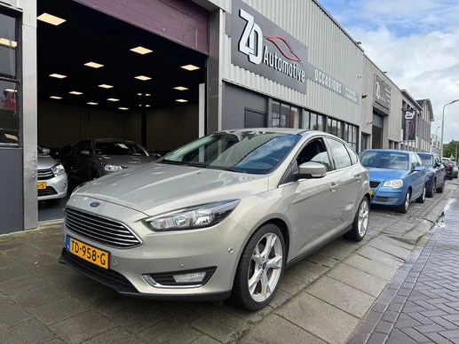 Ford Focus - Afbeelding 1 van 19