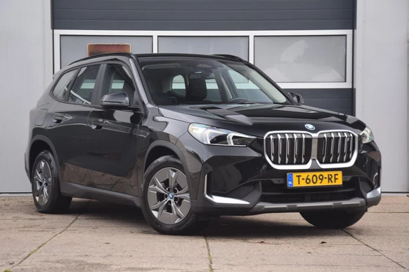 BMW iX1 - Afbeelding 1 van 26