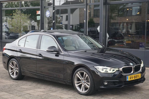 BMW 3 Serie - Afbeelding 2 van 30