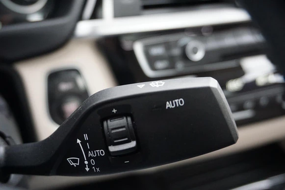 BMW 3 Serie - Afbeelding 28 van 30