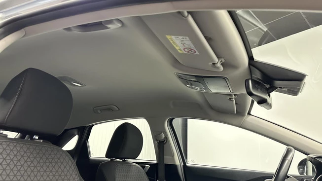 Kia Ceed - Afbeelding 14 van 30
