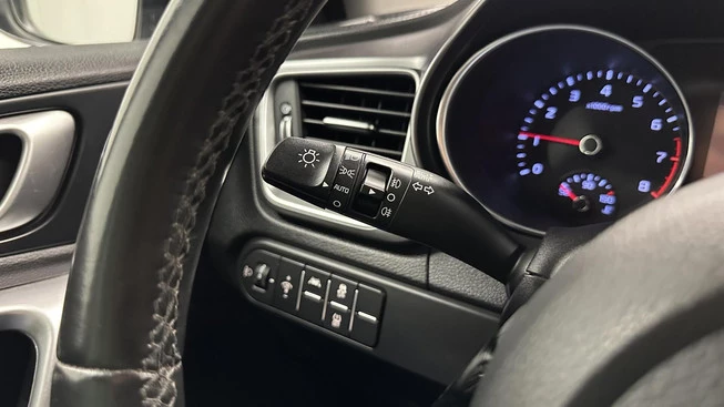 Kia Ceed - Afbeelding 23 van 30