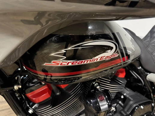 Harley-Davidson Street Glide - Afbeelding 17 van 30