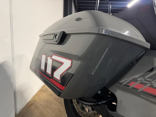 Harley-Davidson Street Glide - Afbeelding 22 van 30