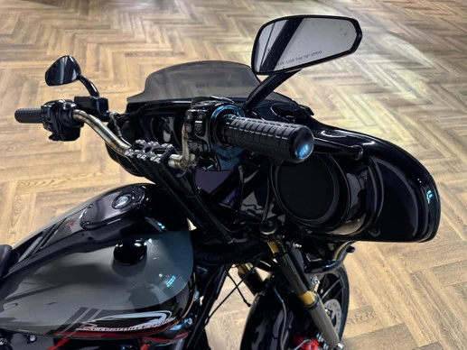 Harley-Davidson Street Glide - Afbeelding 25 van 30