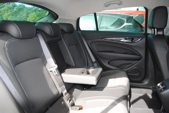 Opel Insignia - Afbeelding 7 van 30