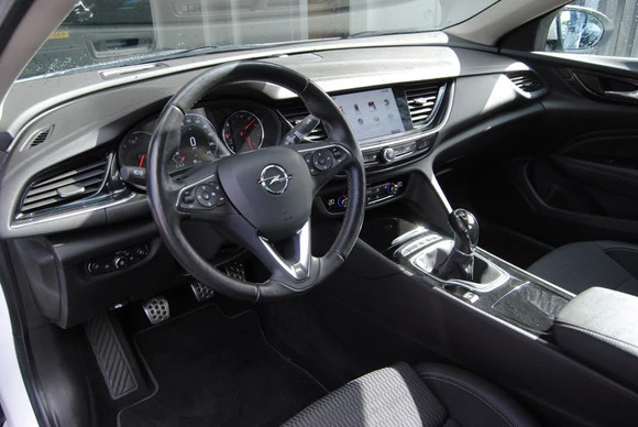 Opel Insignia - Afbeelding 17 van 30