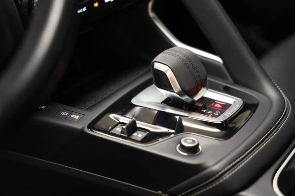 Jaguar E-PACE - Afbeelding 14 van 30