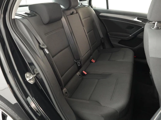 Volkswagen e-Golf - Afbeelding 17 van 22