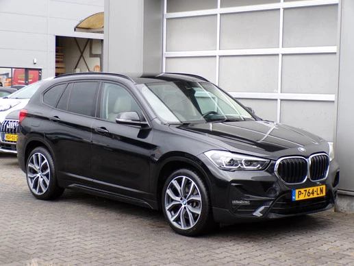 BMW X1 - Afbeelding 1 van 30