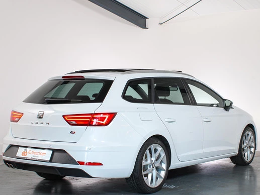 SEAT Leon - Afbeelding 2 van 30