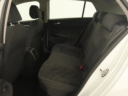 Volkswagen Golf - Afbeelding 8 van 30