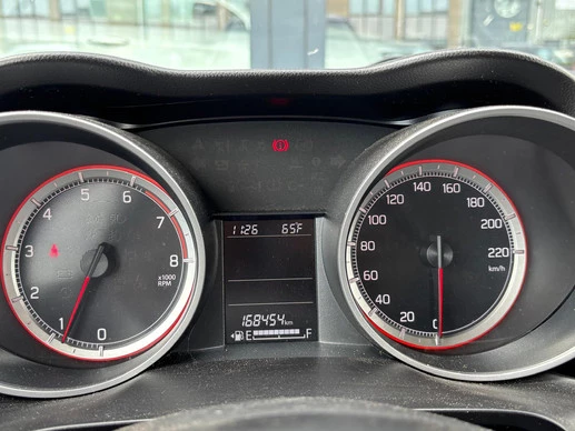 Suzuki Swift - Afbeelding 9 van 18
