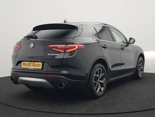 Alfa Romeo Stelvio - Afbeelding 3 van 30