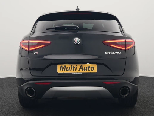 Alfa Romeo Stelvio - Afbeelding 15 van 30