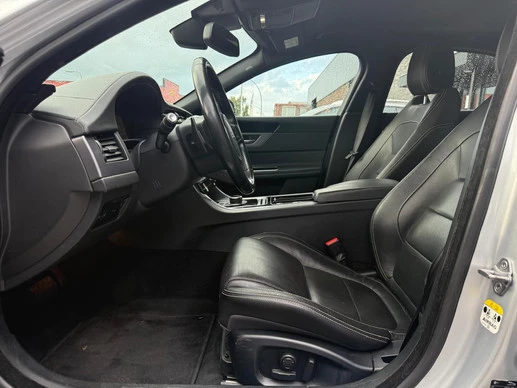 Jaguar XF - Afbeelding 19 van 30