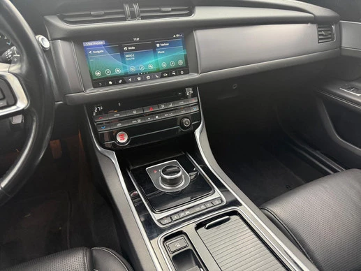 Jaguar XF - Afbeelding 28 van 30
