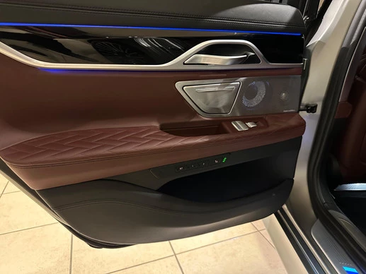 BMW 7 Serie - Afbeelding 28 van 30