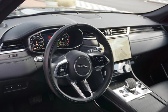 Jaguar F-PACE - Afbeelding 4 van 30