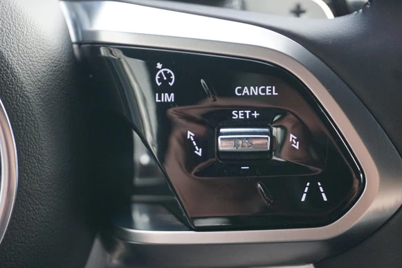 Jaguar F-PACE - Afbeelding 20 van 30