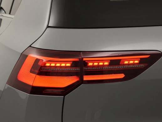 Volkswagen Golf - Afbeelding 21 van 30