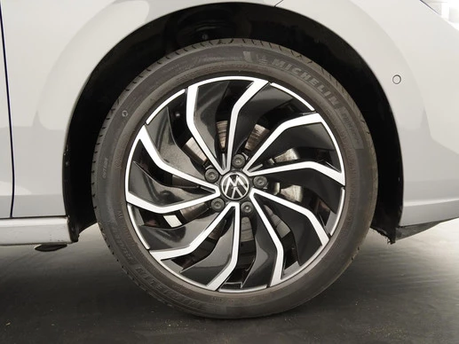 Volkswagen Golf - Afbeelding 28 van 30
