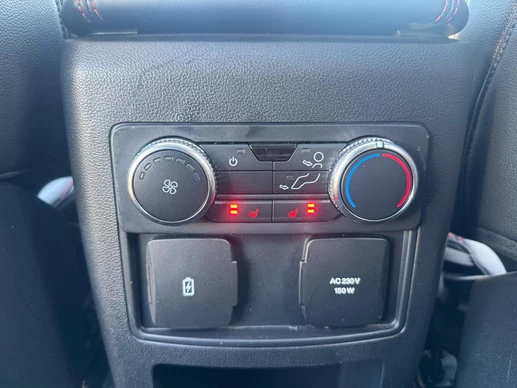 Ford Explorer - Afbeelding 27 van 30
