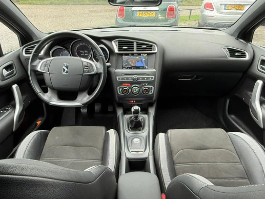 DS DS 4 - Afbeelding 2 van 24