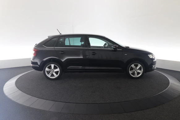 Škoda Rapid - Afbeelding 4 van 30