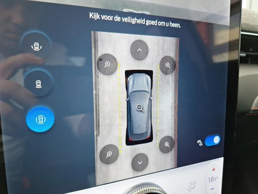 Ford Mustang Mach-E - Afbeelding 26 van 30