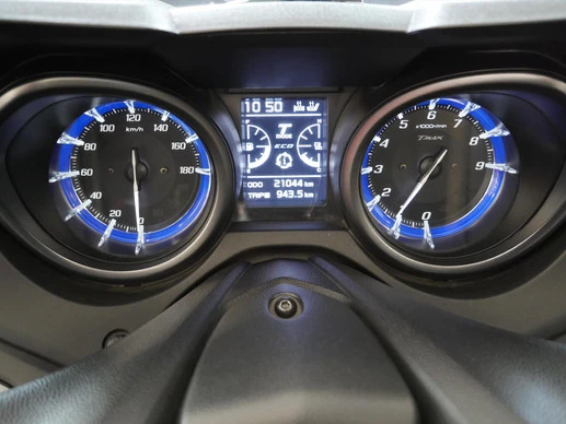 Yamaha T-MAX - Afbeelding 9 van 18