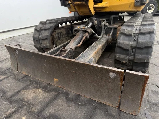 Caterpillar  - Afbeelding 17 van 26