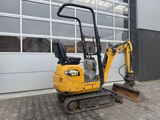 Caterpillar  - Afbeelding 19 van 26