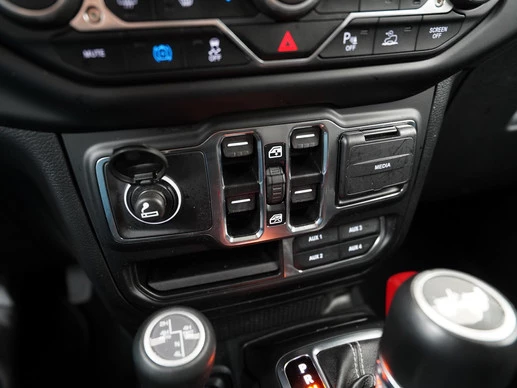 Jeep Wrangler - Afbeelding 14 van 30