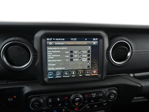Jeep Wrangler - Afbeelding 25 van 30