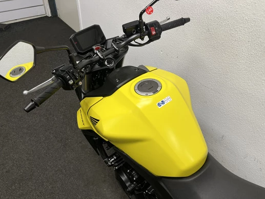 Honda CB 750 - Afbeelding 19 van 22