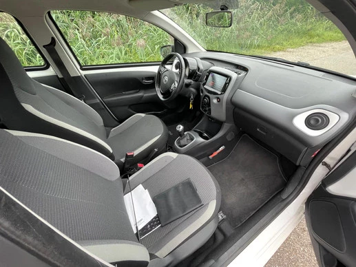 Toyota Aygo - Afbeelding 13 van 29