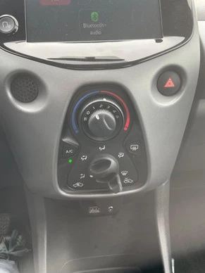 Toyota Aygo - Afbeelding 22 van 29