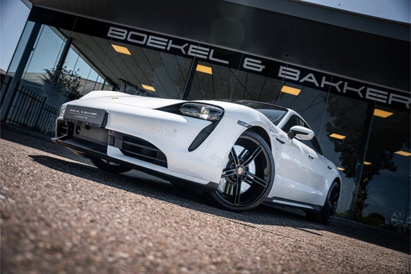 Porsche Taycan - Afbeelding 24 van 30