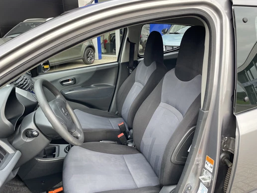 Suzuki Alto - Afbeelding 11 van 17