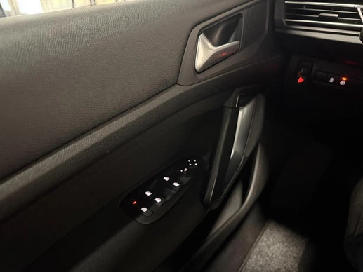 Peugeot 308 - Afbeelding 25 van 30