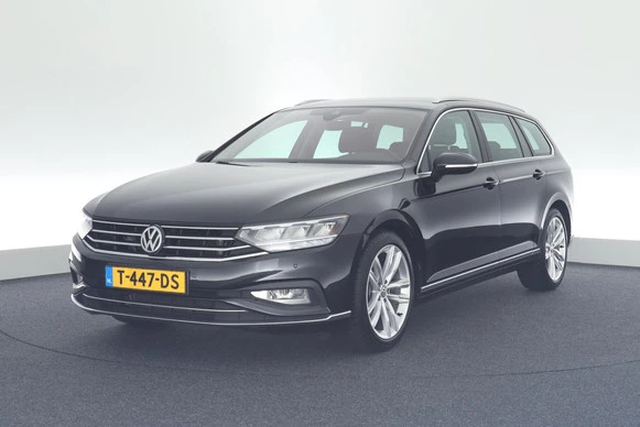 Volkswagen Passat - Afbeelding 1 van 30